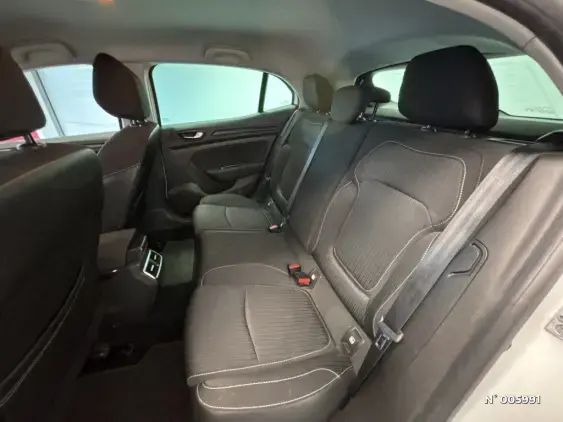 RENAULT MEGANE IV - voiture d'occasion - Photo 11
