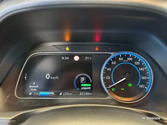 NISSAN LEAF II - voiture d'occasion - Photo 12