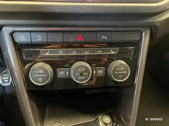 VOLKSWAGEN T-ROC - voiture d'occasion - Photo 15