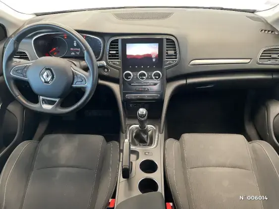 RENAULT MEGANE IV - voiture d'occasion - Photo 9