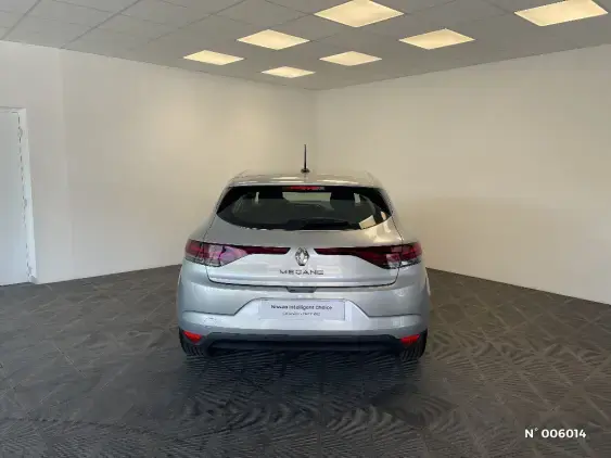 RENAULT MEGANE IV - voiture d'occasion - Photo 6