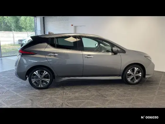 NISSAN LEAF II - voiture d'occasion - Photo 5