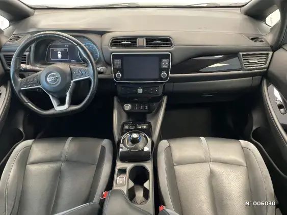 NISSAN LEAF II - voiture d'occasion - Photo 9