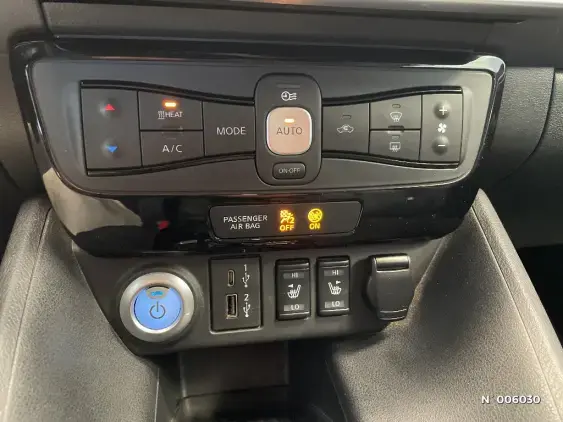 NISSAN LEAF II - voiture d'occasion - Photo 15