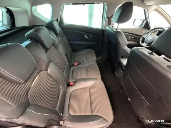 RENAULT SCENIC IV - voiture d'occasion - Photo 11