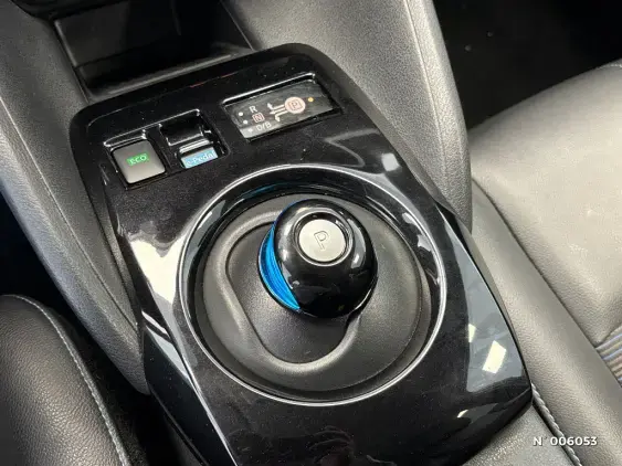 NISSAN LEAF II - voiture d'occasion - Photo 27