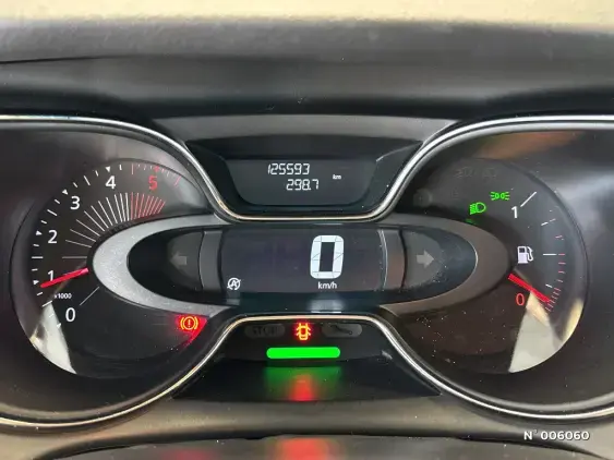 RENAULT CAPTUR - voiture d'occasion - Photo 11