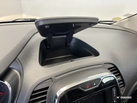 RENAULT CAPTUR - voiture d'occasion - Photo 33