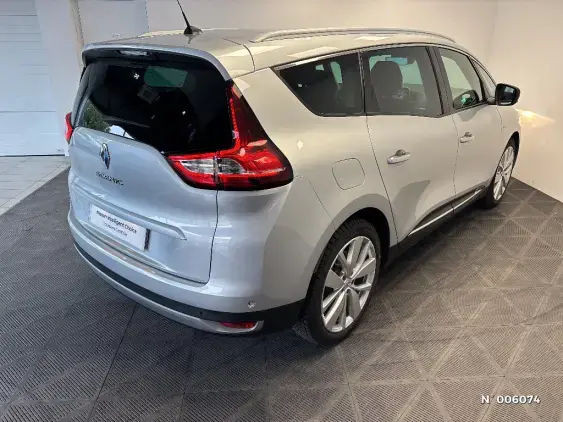 RENAULT GRAND SCENIC IV - voiture d'occasion - Photo 4