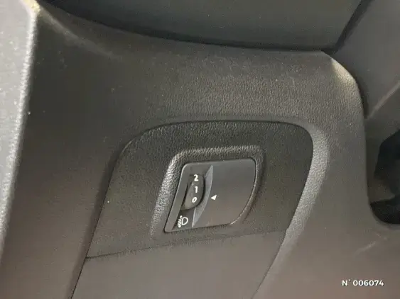 RENAULT GRAND SCENIC IV - voiture d'occasion - Photo 15