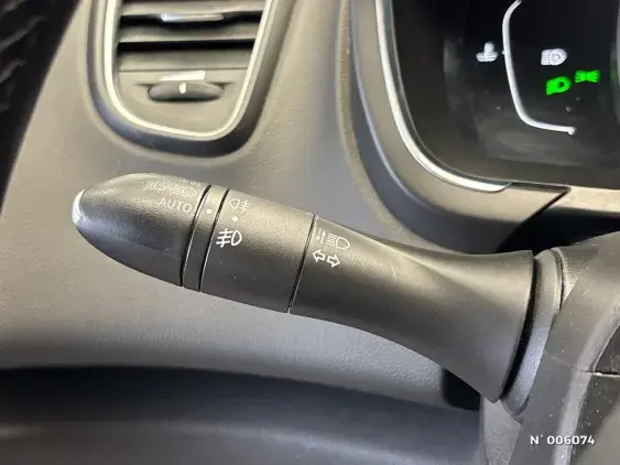RENAULT GRAND SCENIC IV - voiture d'occasion - Photo 30
