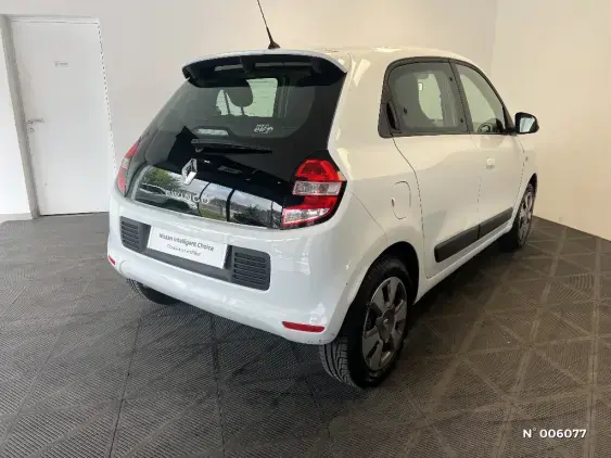 RENAULT TWINGO III - voiture d'occasion - Photo 4