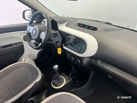 RENAULT TWINGO III - voiture d'occasion - Photo 10