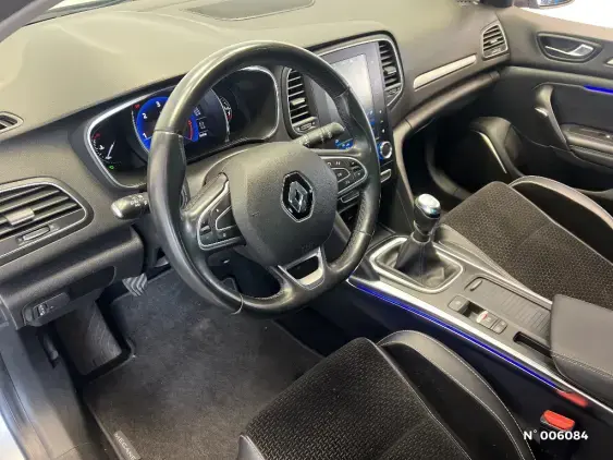 RENAULT MEGANE IV - voiture d'occasion - Photo 9