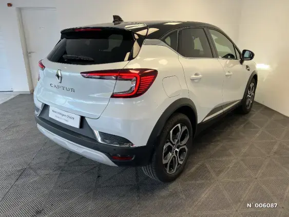 RENAULT CAPTUR II - voiture d'occasion - Photo 4