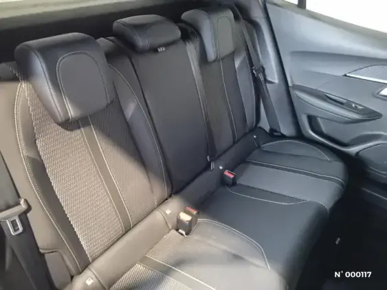 PEUGEOT 2008 II - voiture d'occasion - Photo 11
