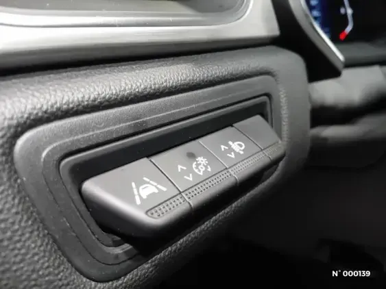 RENAULT CAPTUR II - voiture d'occasion - Photo 15