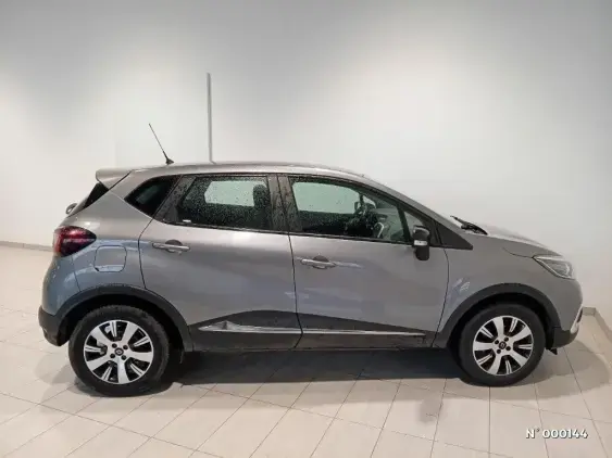 RENAULT CAPTUR - voiture d'occasion - Photo 5