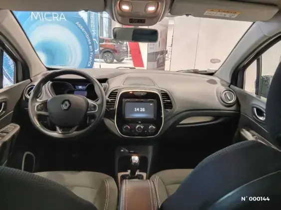 RENAULT CAPTUR - voiture d'occasion - Photo 9