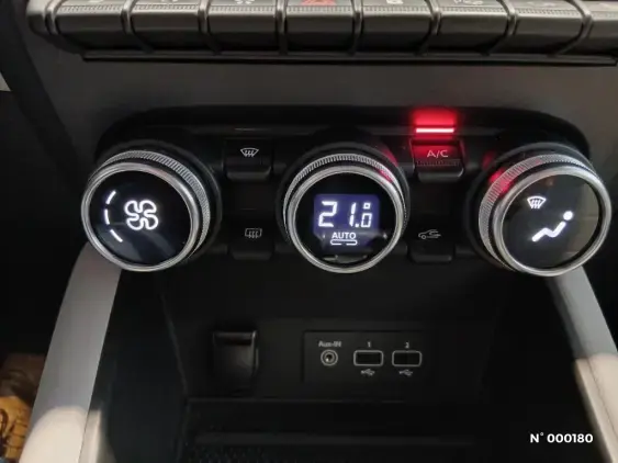 RENAULT CAPTUR II - voiture d'occasion - Photo 23