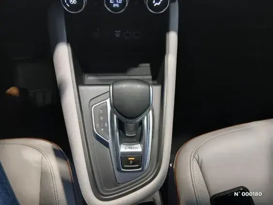 RENAULT CAPTUR II - voiture d'occasion - Photo 28