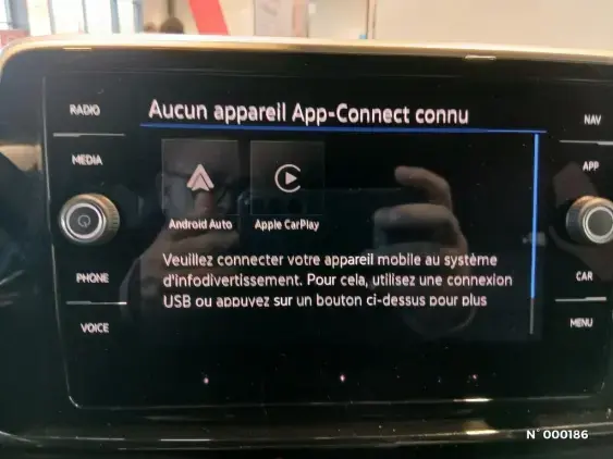 VOLKSWAGEN T-ROC - voiture d'occasion - Photo 25