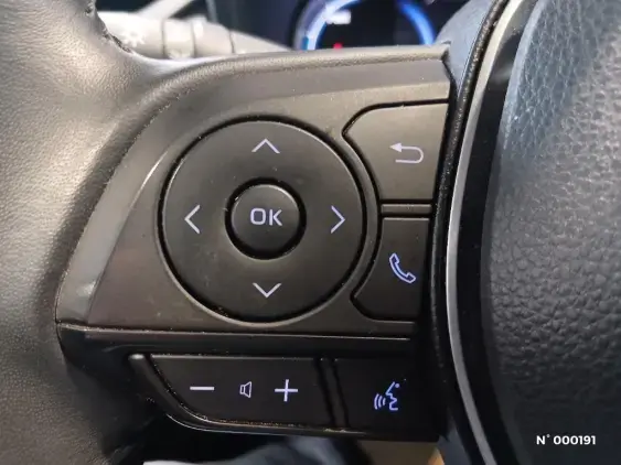 TOYOTA RAV4 V - voiture d'occasion - Photo 22