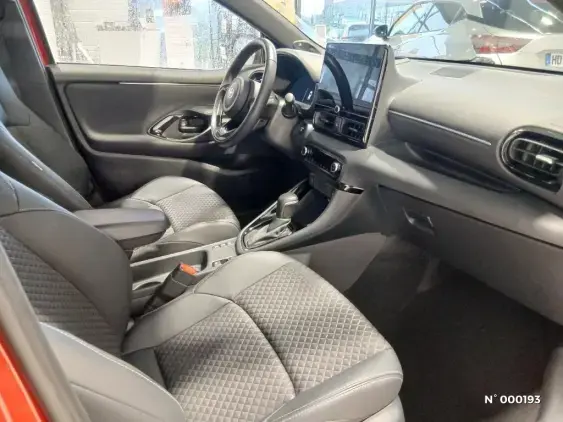 TOYOTA YARIS IV - voiture d'occasion - Photo 9