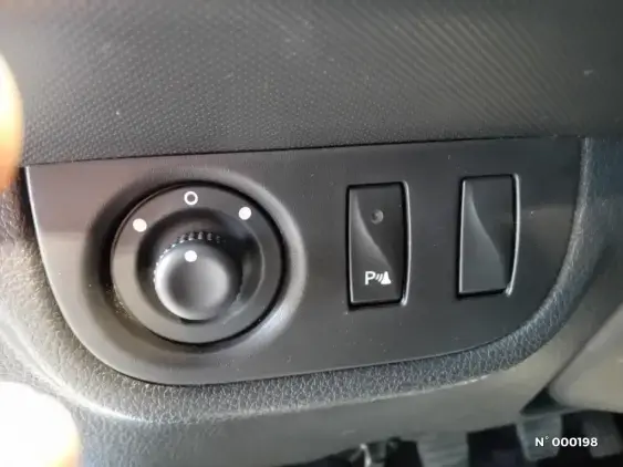 DACIA SANDERO II - voiture d'occasion - Photo 14