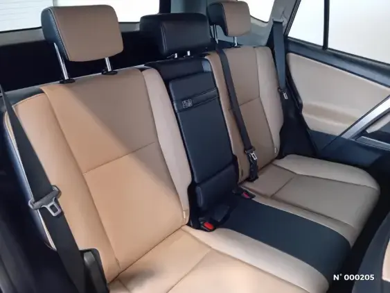 TOYOTA RAV4 V - voiture d'occasion - Photo 11
