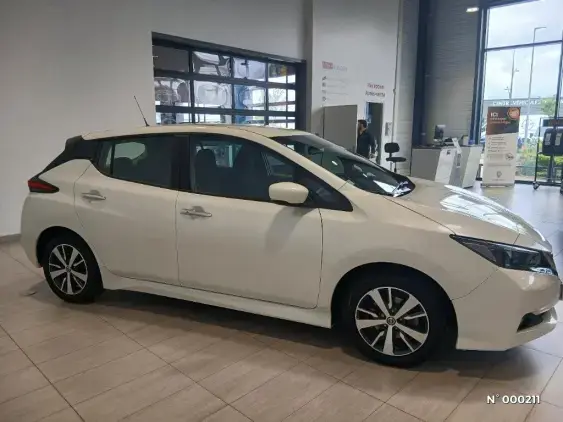 NISSAN LEAF II - voiture d'occasion - Photo 5