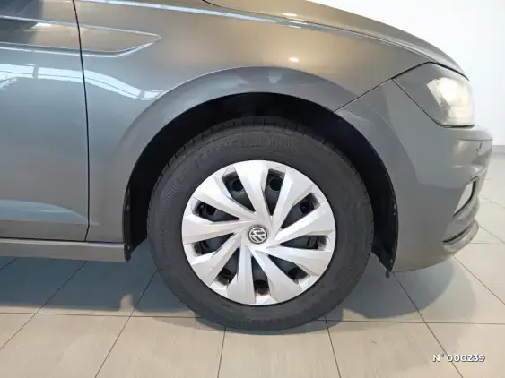 VOLKSWAGEN POLO VI - voiture d'occasion - Photo 8