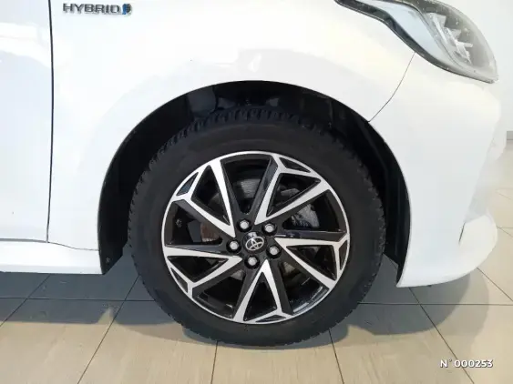 TOYOTA YARIS IV - voiture d'occasion - Photo 8