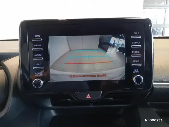 TOYOTA YARIS IV - voiture d'occasion - Photo 14