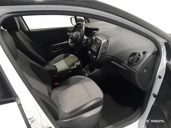 RENAULT CAPTUR - voiture d'occasion - Photo 10