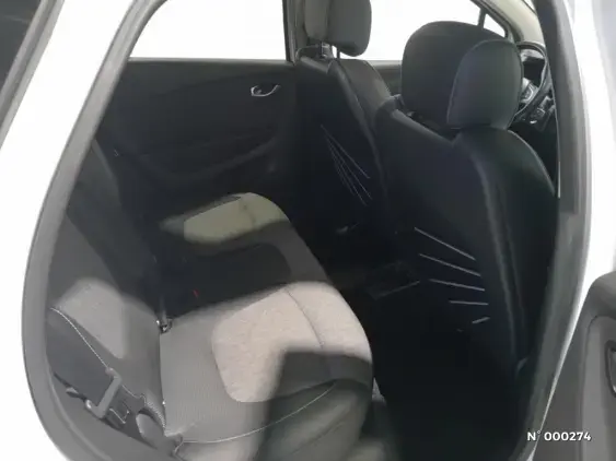 RENAULT CAPTUR - voiture d'occasion - Photo 11