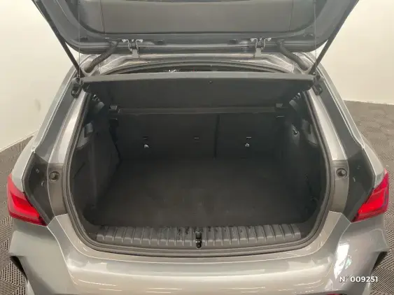 BMW SERIE 1 F40 - voiture d'occasion - Photo 7