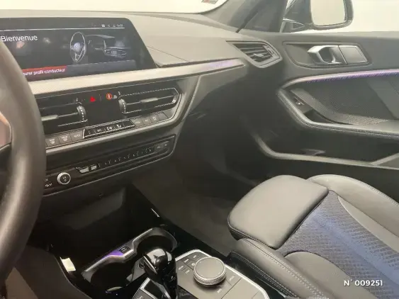 BMW SERIE 1 F40 - voiture d'occasion - Photo 29