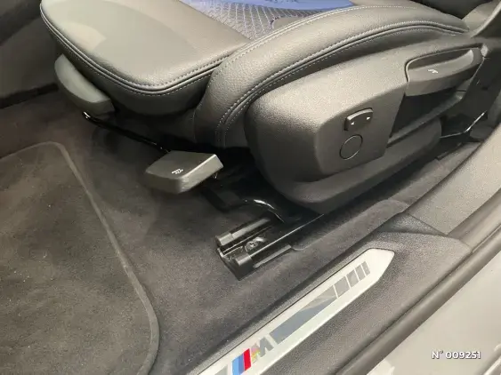 BMW SERIE 1 F40 - voiture d'occasion - Photo 34