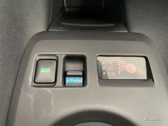 NISSAN LEAF II - voiture d'occasion - Photo 32