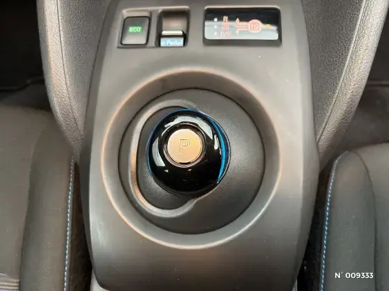 NISSAN LEAF II - voiture d'occasion - Photo 25