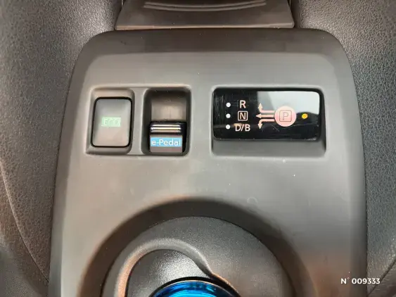 NISSAN LEAF II - voiture d'occasion - Photo 26