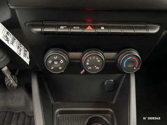 DACIA DUSTER II - voiture d'occasion - Photo 31