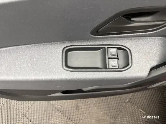 DACIA DUSTER II - voiture d'occasion - Photo 29