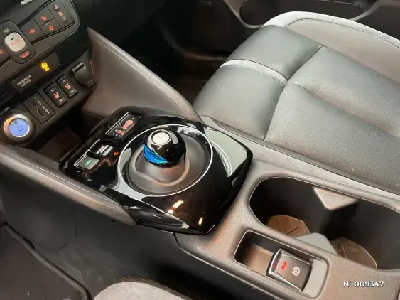 NISSAN LEAF II - voiture d'occasion - Photo 32