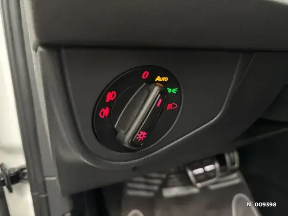 VOLKSWAGEN POLO VI - voiture d'occasion - Photo 15