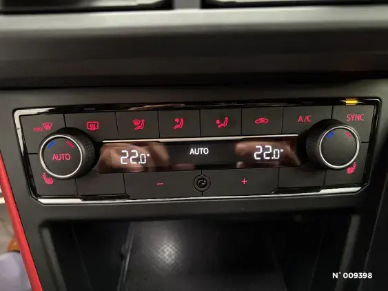 VOLKSWAGEN POLO VI - voiture d'occasion - Photo 27