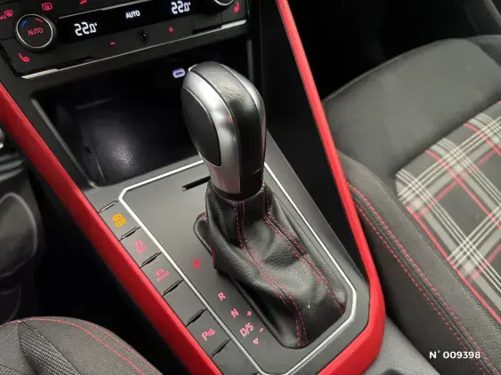 VOLKSWAGEN POLO VI - voiture d'occasion - Photo 28