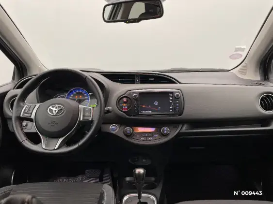 TOYOTA YARIS III - voiture d'occasion - Photo 9