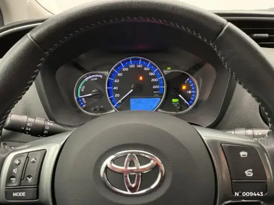 TOYOTA YARIS III - voiture d'occasion - Photo 12